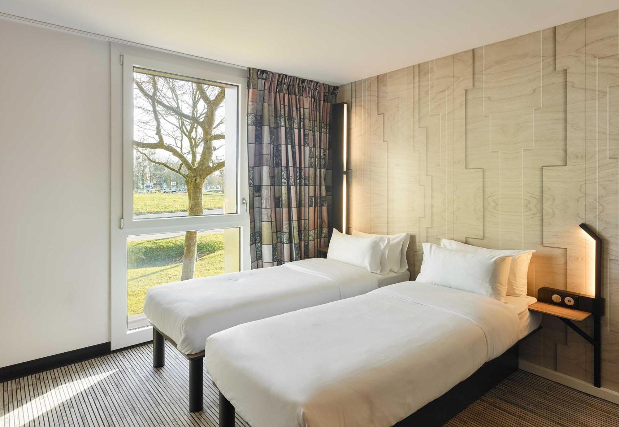 B&B Hotel Marne-La-Vallee Val D'Europe Serris Exteriör bild